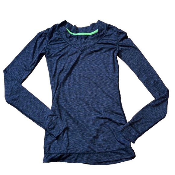 Cuddl Duds Flex Fit Womens Sz XS Gray Long Sleeve Athletic Active V-neck Top - Picture 1 of 6